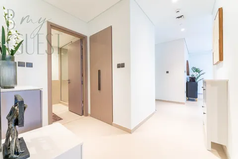 Opulent 2 Bedroom with Full View of Burj Khalifa - BMG-APT-276 — photo 10